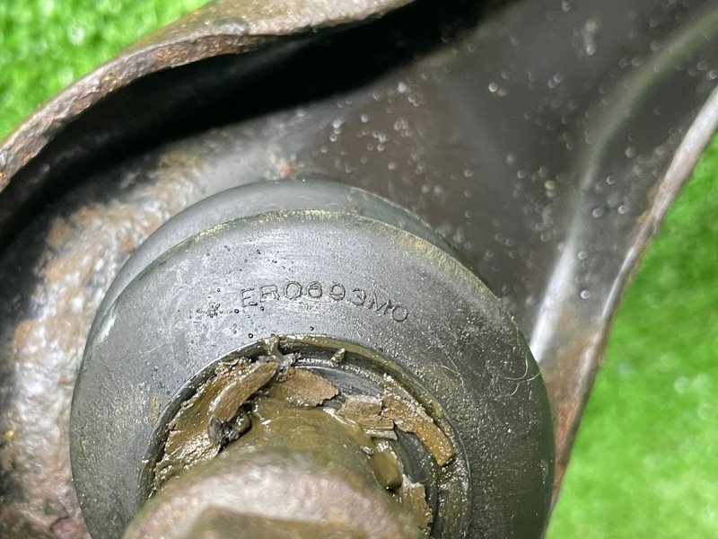 Рычаг передний правый верхний, 2000 рублей, Москва