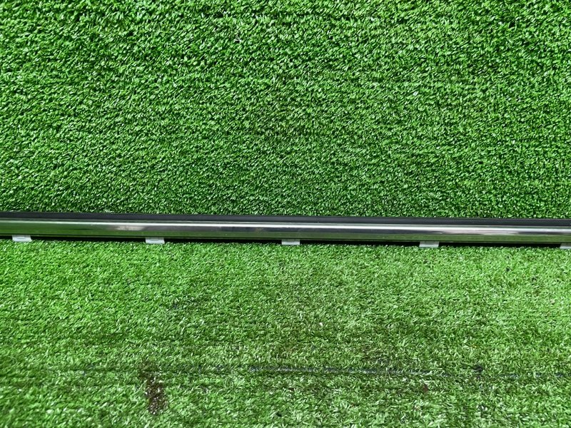 Молдинг стекла, 2000 рублей, Москва