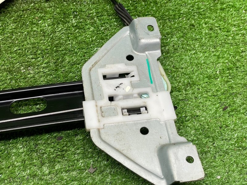 Стеклоподъемник задний, 2500 рублей, Москва