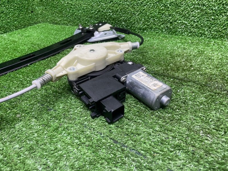 Стеклоподъемник задний, 2500 рублей, Москва