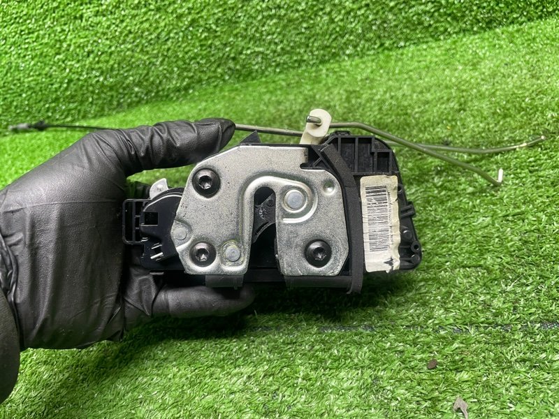 Замок двери передней левой, 2000 рублей, Москва