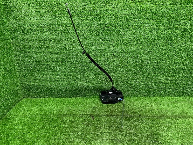 Замок двери передней правой, 2000 рублей, Москва