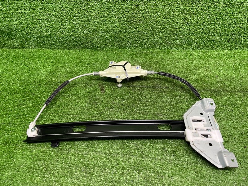 Стеклоподъемник передний, 2000 рублей, Москва