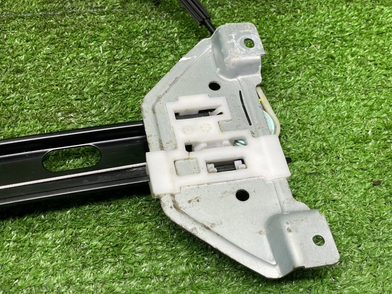 Стеклоподъемник передний, 2000 рублей, Москва