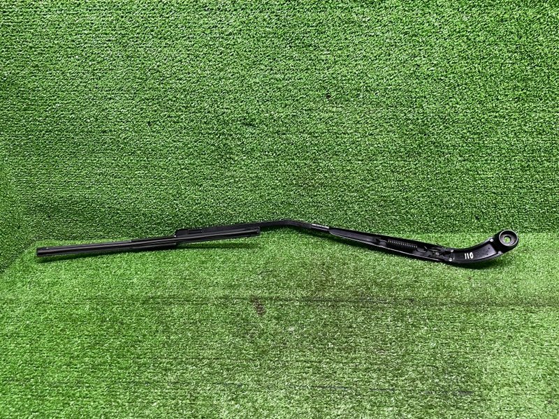 Поводок стеклоочистителя передний, 1550 рублей, Москва