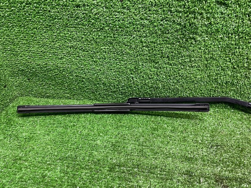 Поводок стеклоочистителя передний, 1550 рублей, Москва