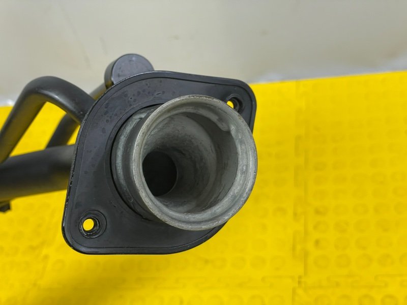 Горловина топливного бака, 2700 рублей, Москва