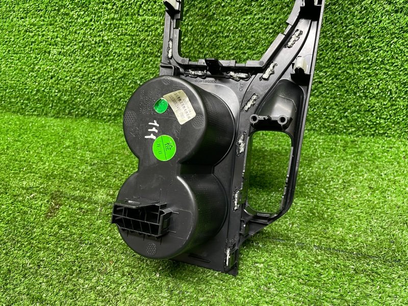 Накладка консоли, 3500 рублей, Москва