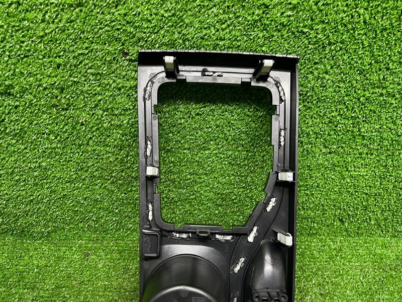 Накладка консоли, 3500 рублей, Москва