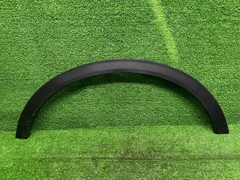 Накладка крыла, 1000 рублей, Москва