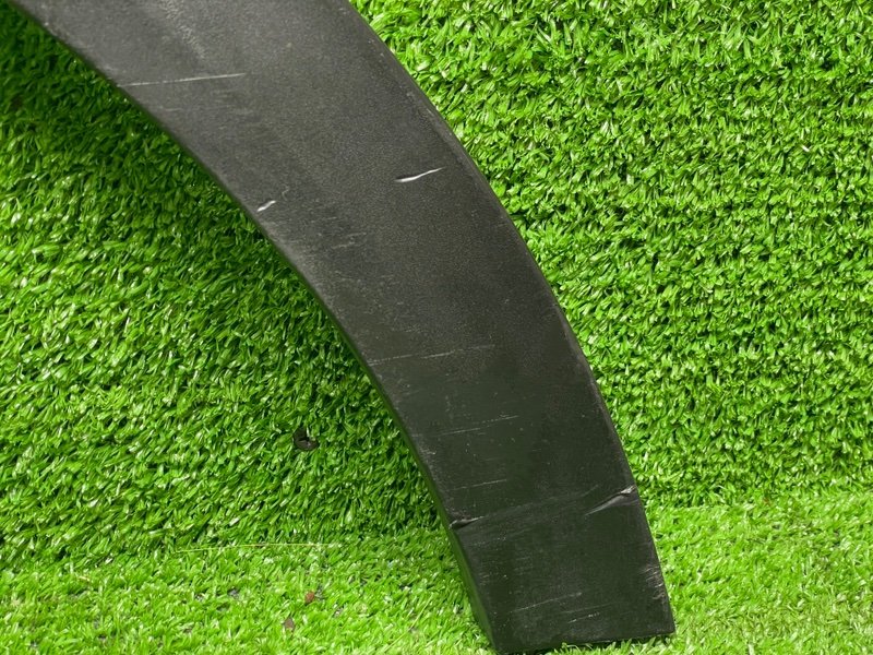 Накладка крыла, 1000 рублей, Москва