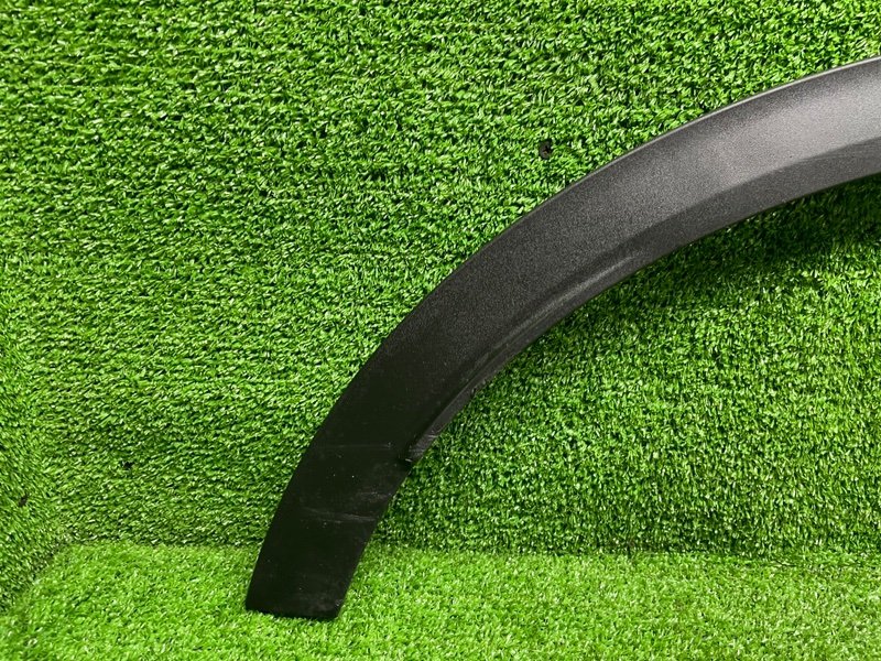 Накладка крыла, 1000 рублей, Москва