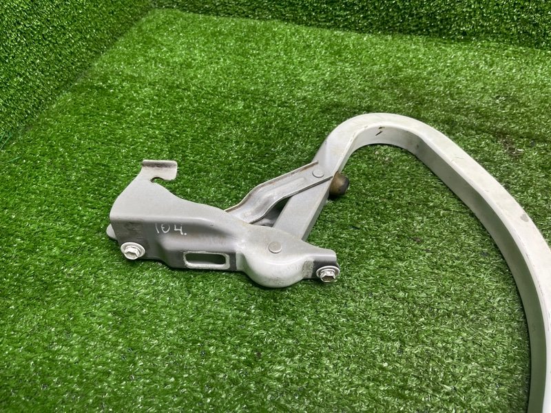 Петля крышки багажника, 2500 рублей, Москва