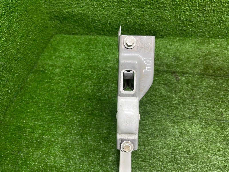 Петля крышки багажника, 2500 рублей, Москва