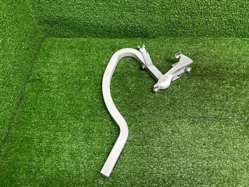 Петля крышки багажника, 2500 рублей, Москва