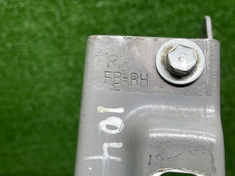 Петля крышки багажника, 2500 рублей, Москва