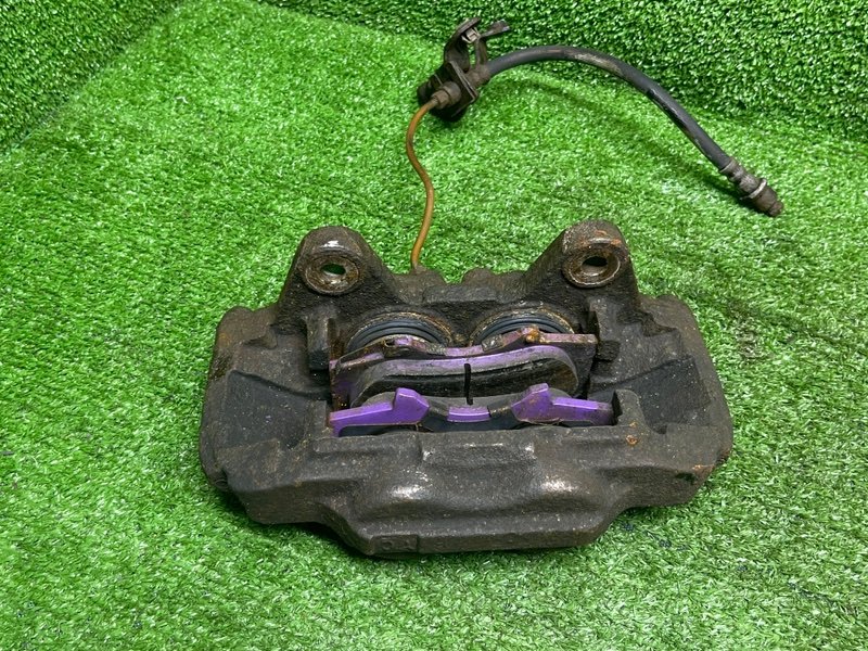 Суппорт тормозной передний правый, 6000 рублей, Москва