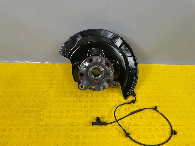 Кулак поворотный, 14000 рублей, Москва