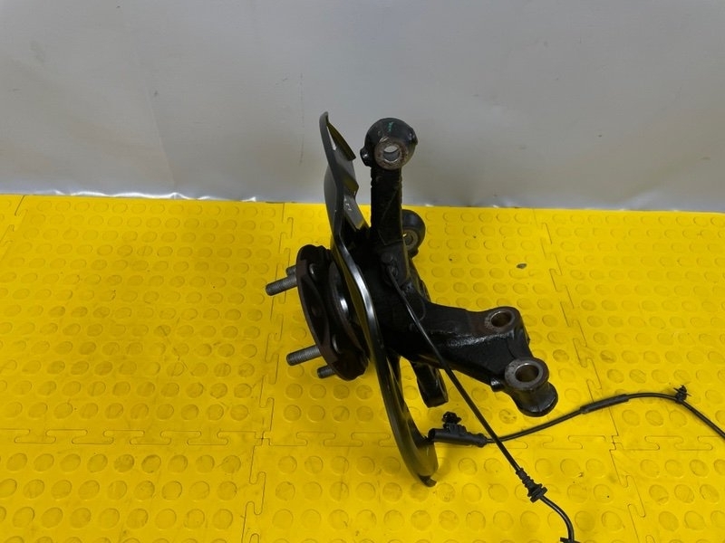 Кулак поворотный, 14000 рублей, Москва