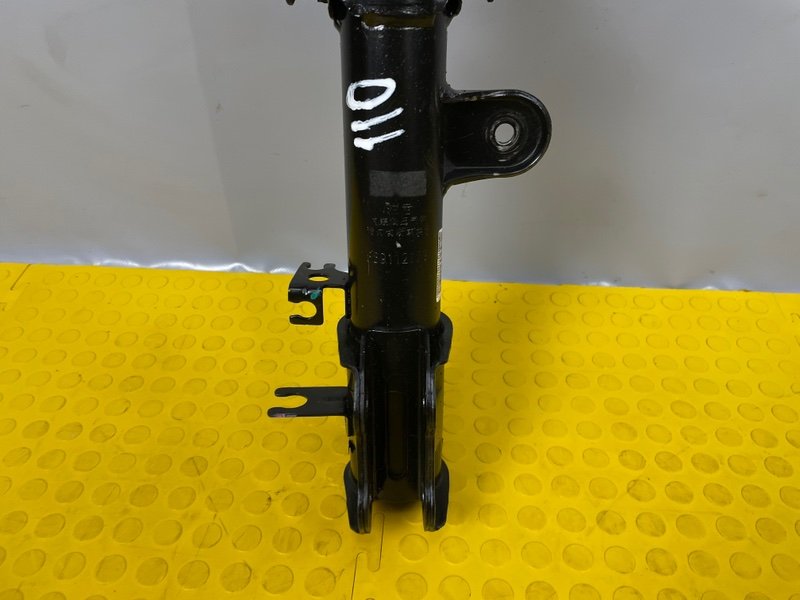 Амортизатор передний, 8000 рублей, Москва