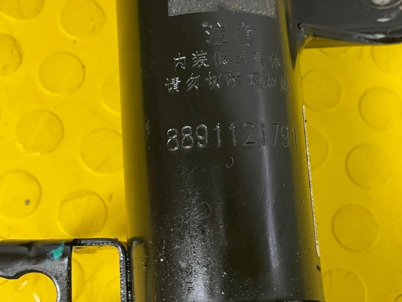 Амортизатор передний, 8000 рублей, Москва