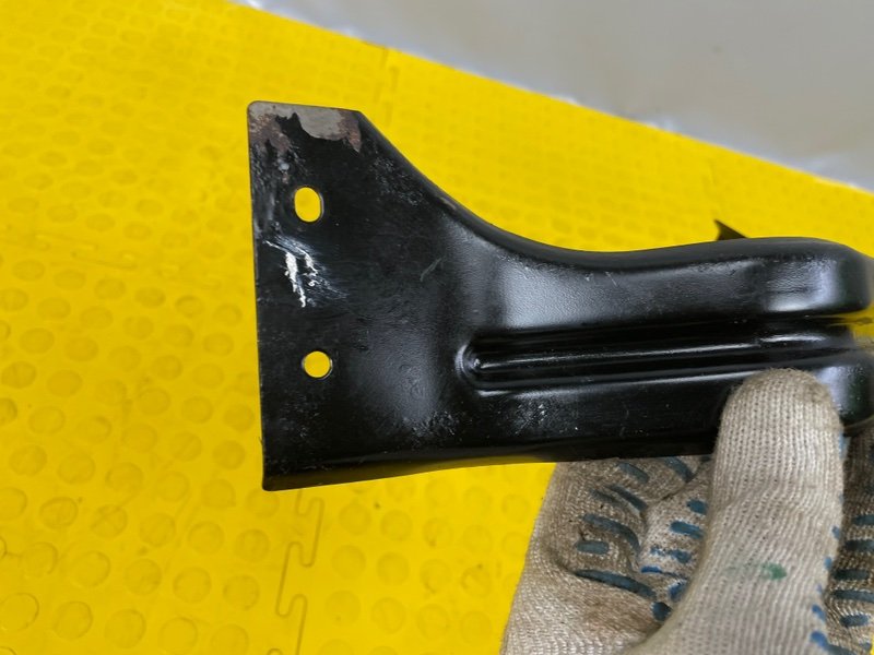 Кронштейн заднего бампера, 700 рублей, Москва