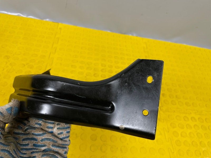 Кронштейн заднего бампера, 700 рублей, Москва