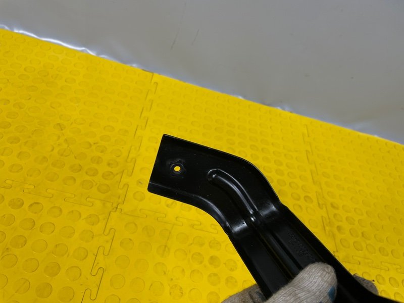 Кронштейн заднего бампера, 700 рублей, Москва