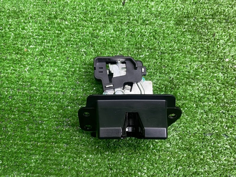 Замок багажника, 2500 рублей, Москва