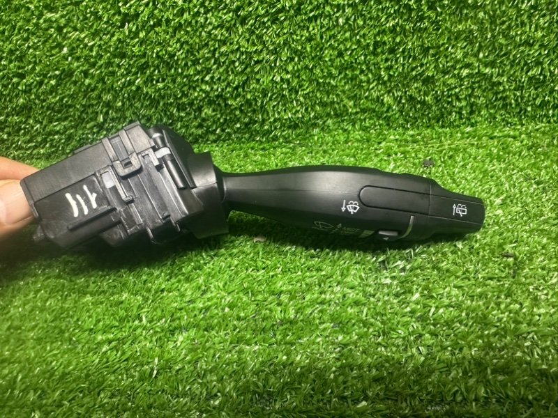 Переключатель стеклоочистителей, 2000 рублей, Москва