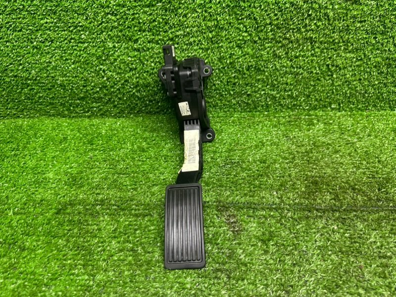 Педаль газа, 1500 рублей, Москва