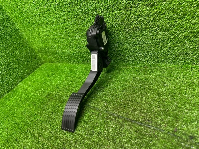 Педаль газа, 1600 рублей, Москва