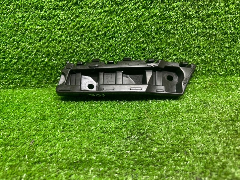 Кронштейн переднего бампера, 1000 рублей, Москва