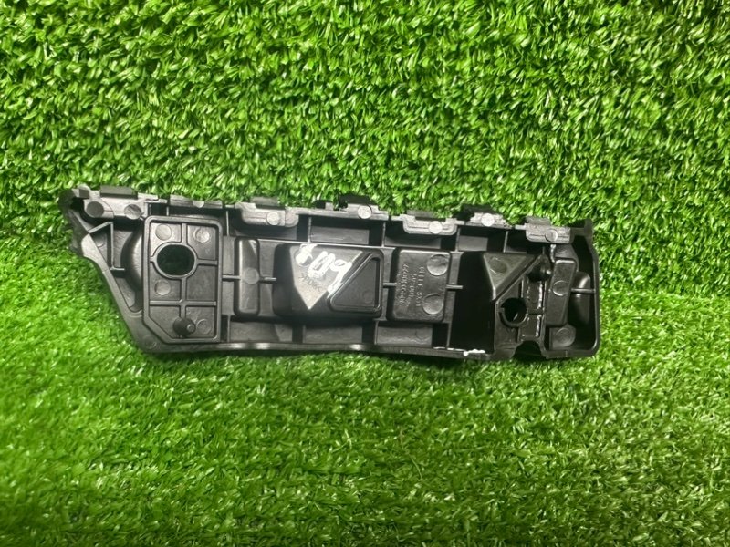 Кронштейн переднего бампера, 1000 рублей, Москва