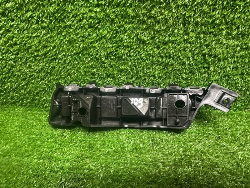 Кронштейн переднего бампера, 1000 рублей, Москва