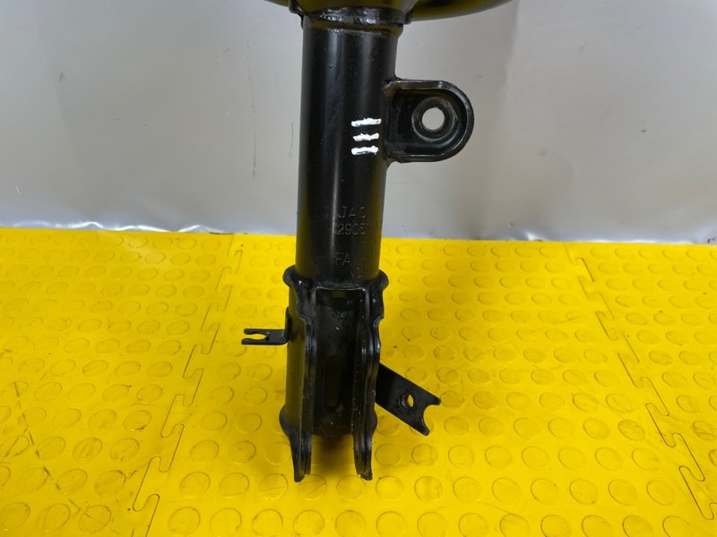 Амортизатор передний, 7000 рублей, Москва