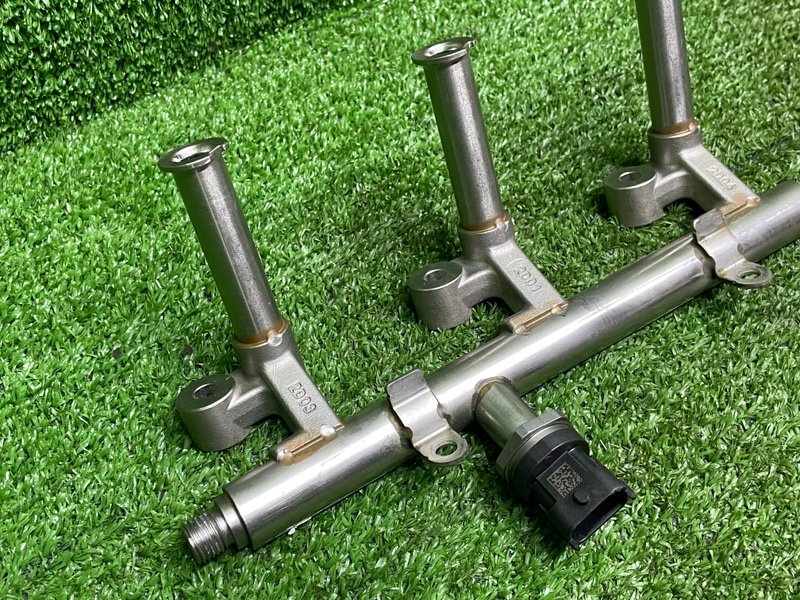 Топливная рейка, 2600 рублей, Москва