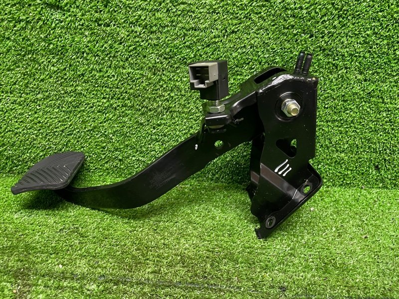 Педаль тормоза, 1500 рублей, Москва