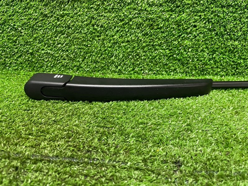 Поводок стеклоочистителя задний, 1500 рублей, Москва