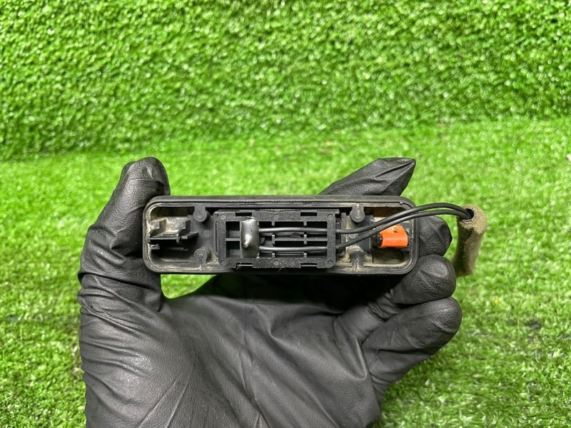 Кнопка открывания багажника, 2000 рублей, Москва