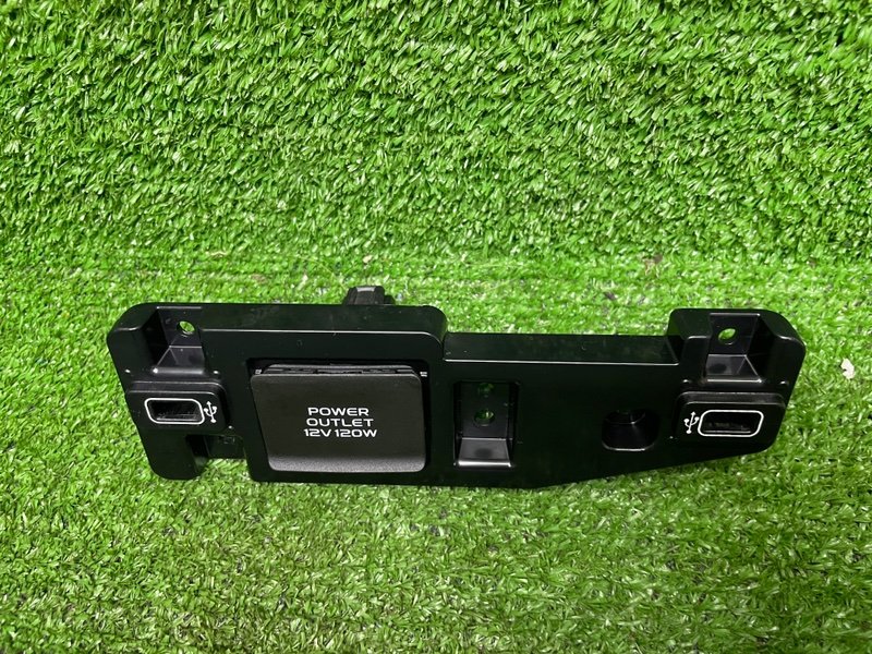 Накладка консоли, 1500 рублей, Москва