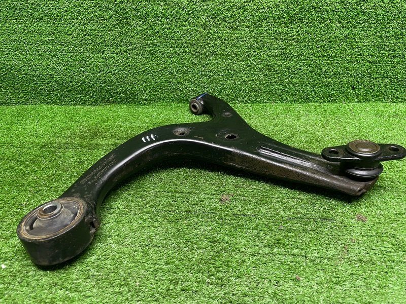 Рычаг передний левый, 3000 рублей, Москва