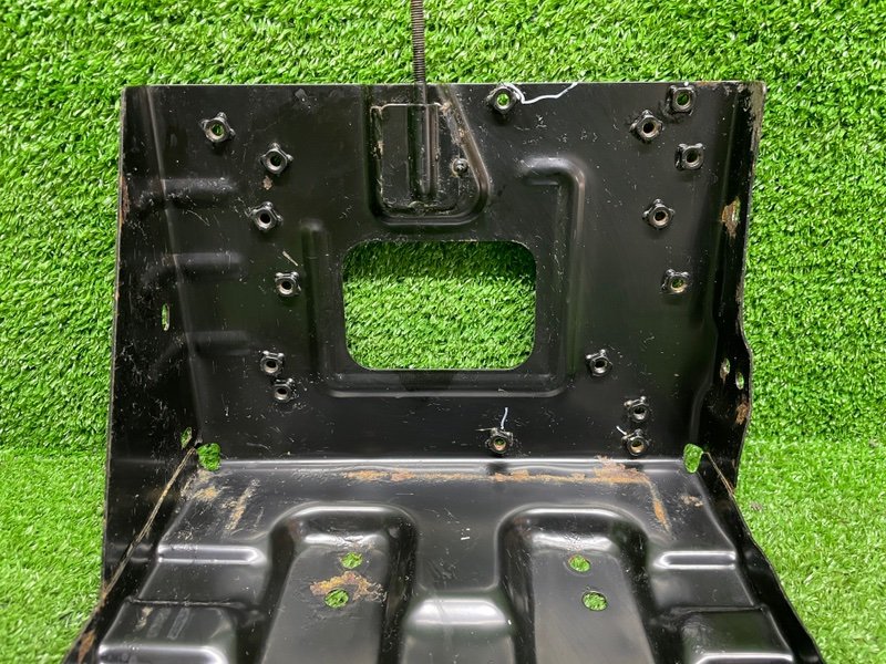 Площадка под АКБ, 1500 рублей, Москва