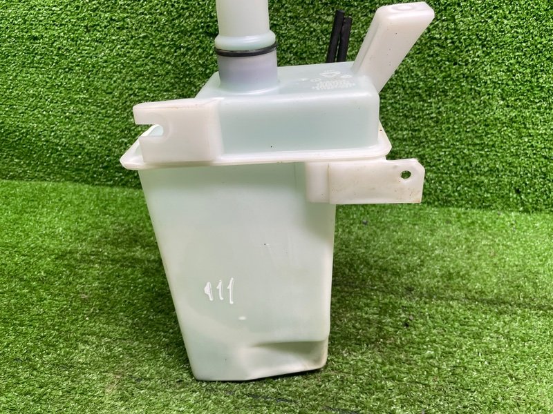 Бачок омывателя лобового стекла, 3500 рублей, Москва