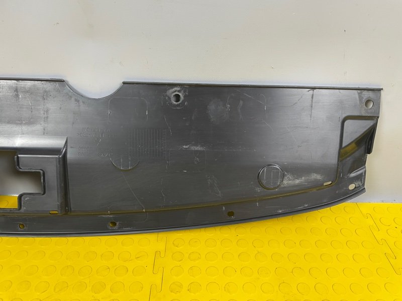 Кожух замка капота, 1500 рублей, Москва