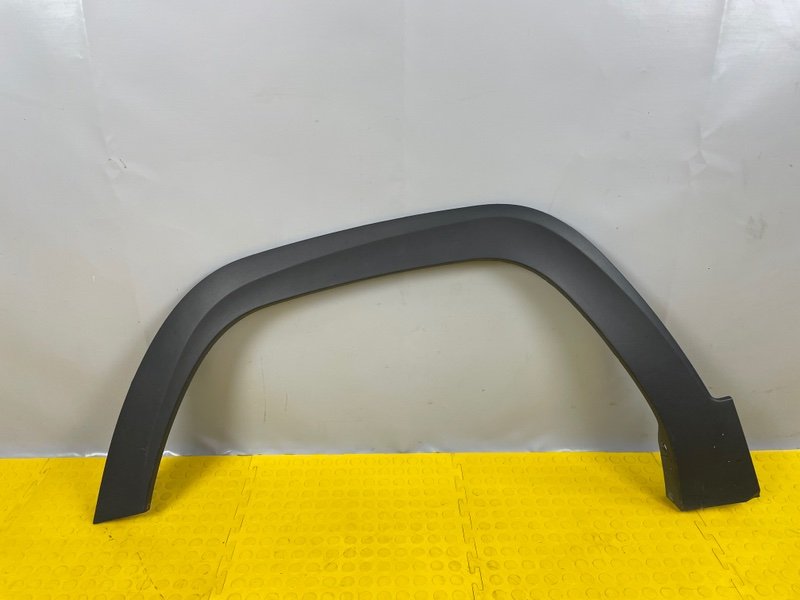 Накладка крыла, 2000 рублей, Москва