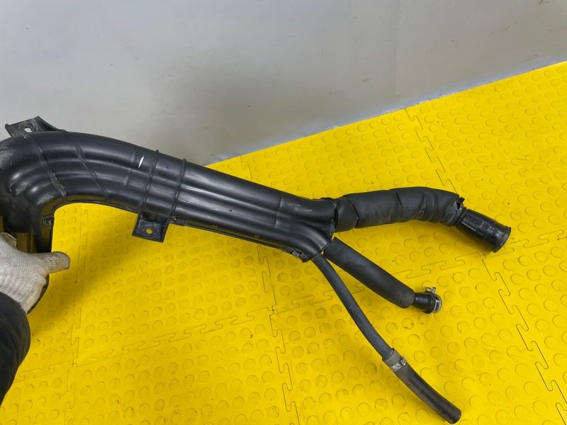 Горловина топливного бака, 3500 рублей, Москва