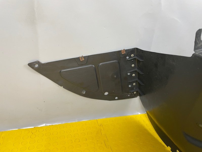 Подкрылок, 3000 рублей, Москва