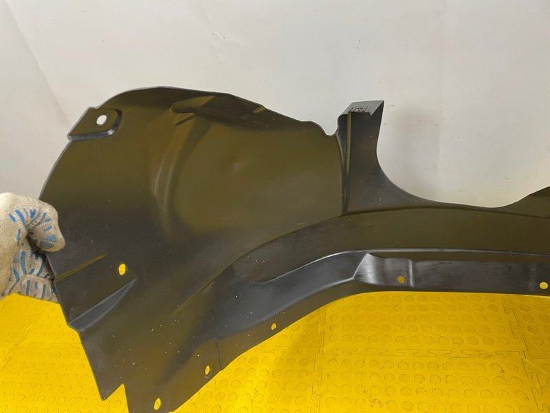 Подкрылок, 3000 рублей, Москва