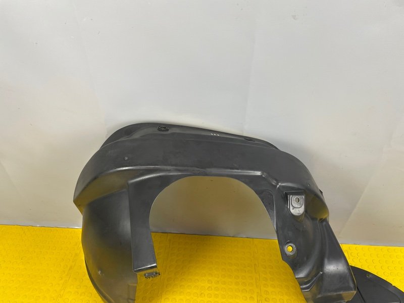 Подкрылок, 3000 рублей, Москва